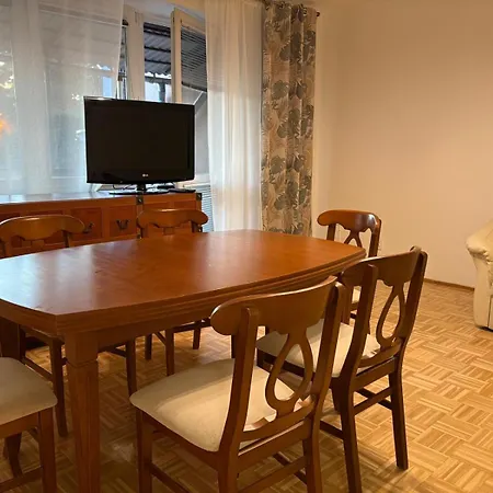 公寓 Pod Kasztanami *